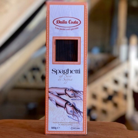 Przejdź do produktu Makaron czarne spaghetti 500g - Dalla Costa