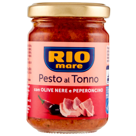 Przejdź do produktu Pesto z tuńczykiem, oliwkami i peperoncino al Tonno con Olive Nere e Peperoncino 130g - Rio Mare