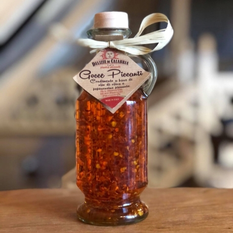 Przejdź do produktu Oliwa z chilli Gocce Piccanti 250ml - Gocce